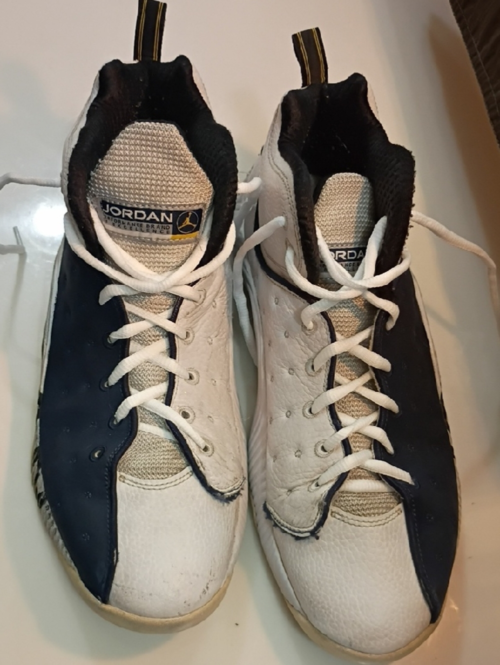 Jordan Men's White and Black Mid-Top Basketball Sneakers